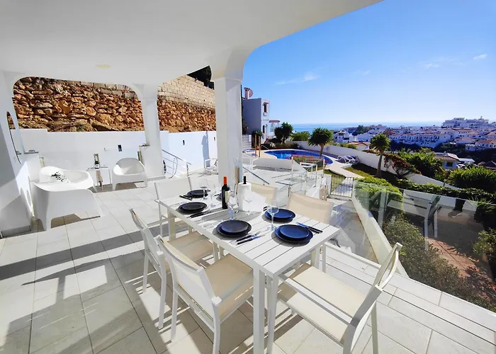 Ap393 - Almendros Nerja