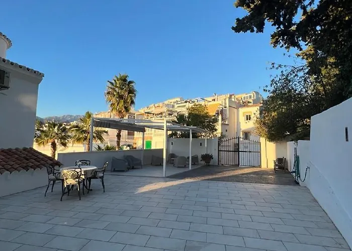 Ap393 - Almendros Villa