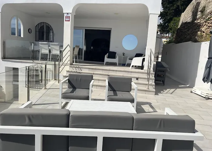 Ap393 - Almendros Villa